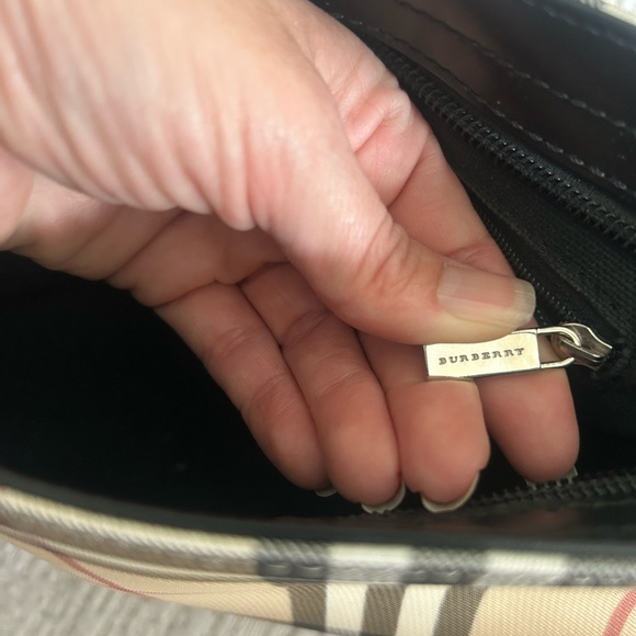 Authentic Vintage Burberry bag circa 2002 - Picture 8 of 9